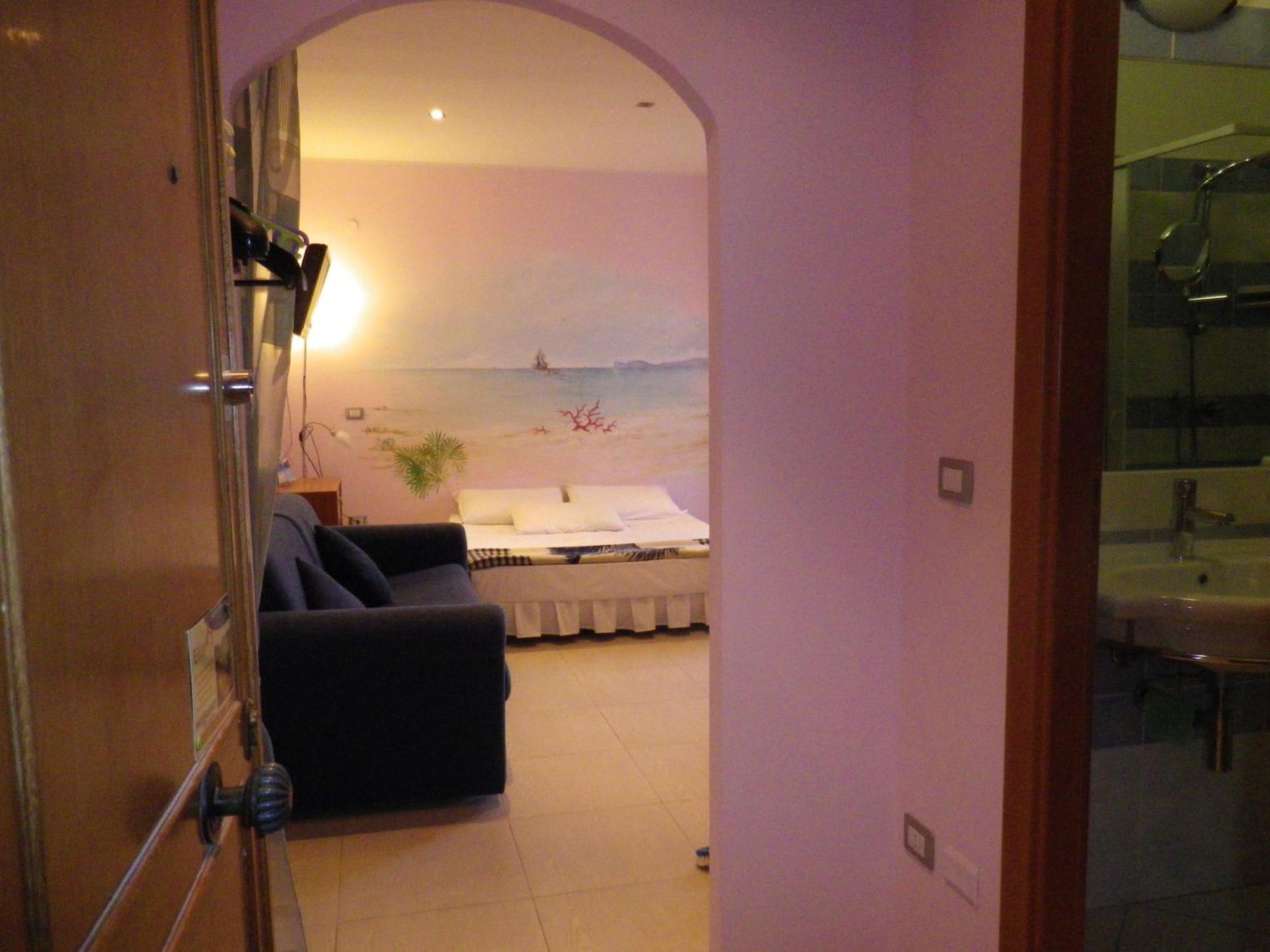 Elisart Guest House Альгеро Экстерьер фото