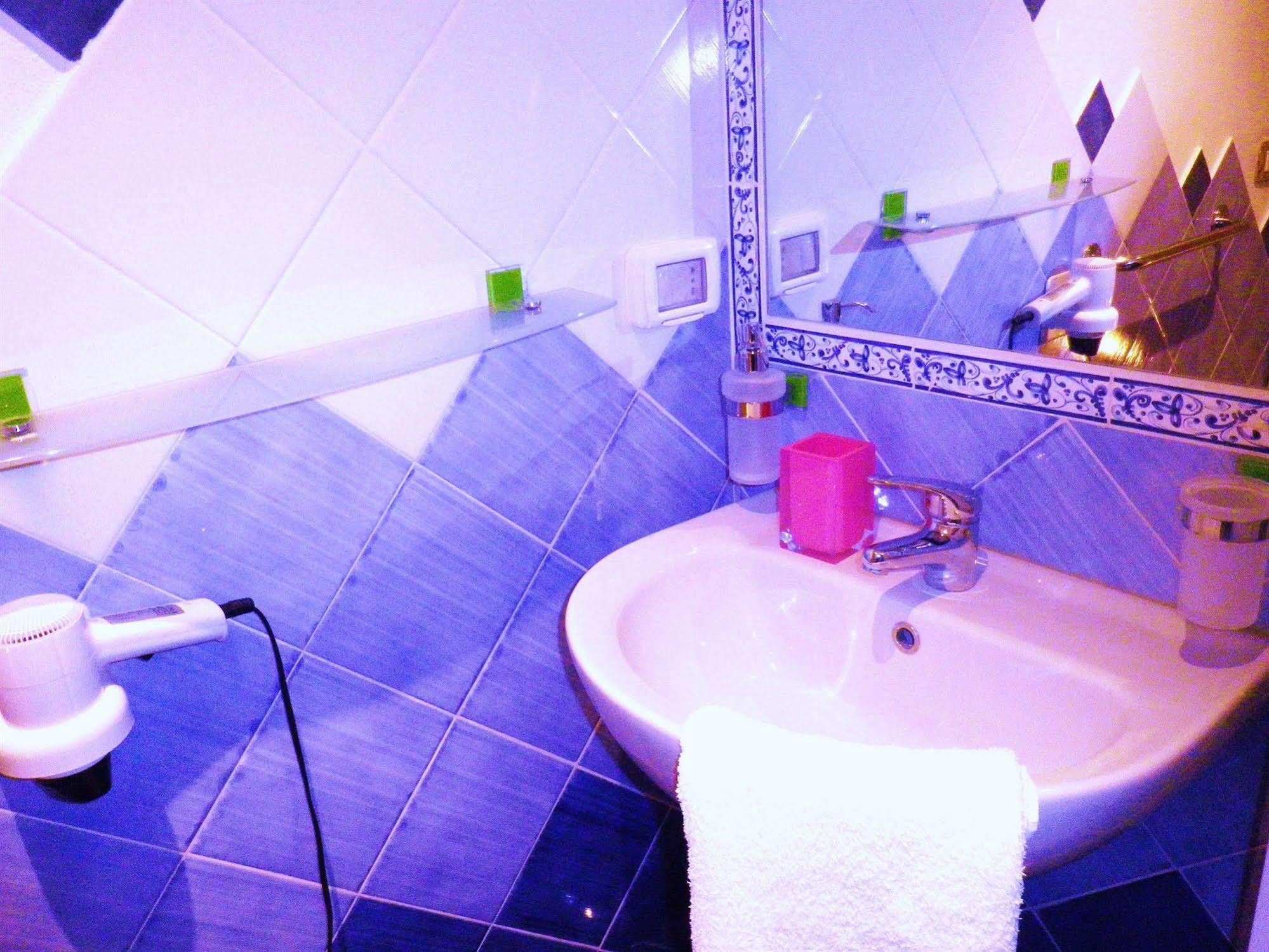 Elisart Guest House Альгеро Экстерьер фото