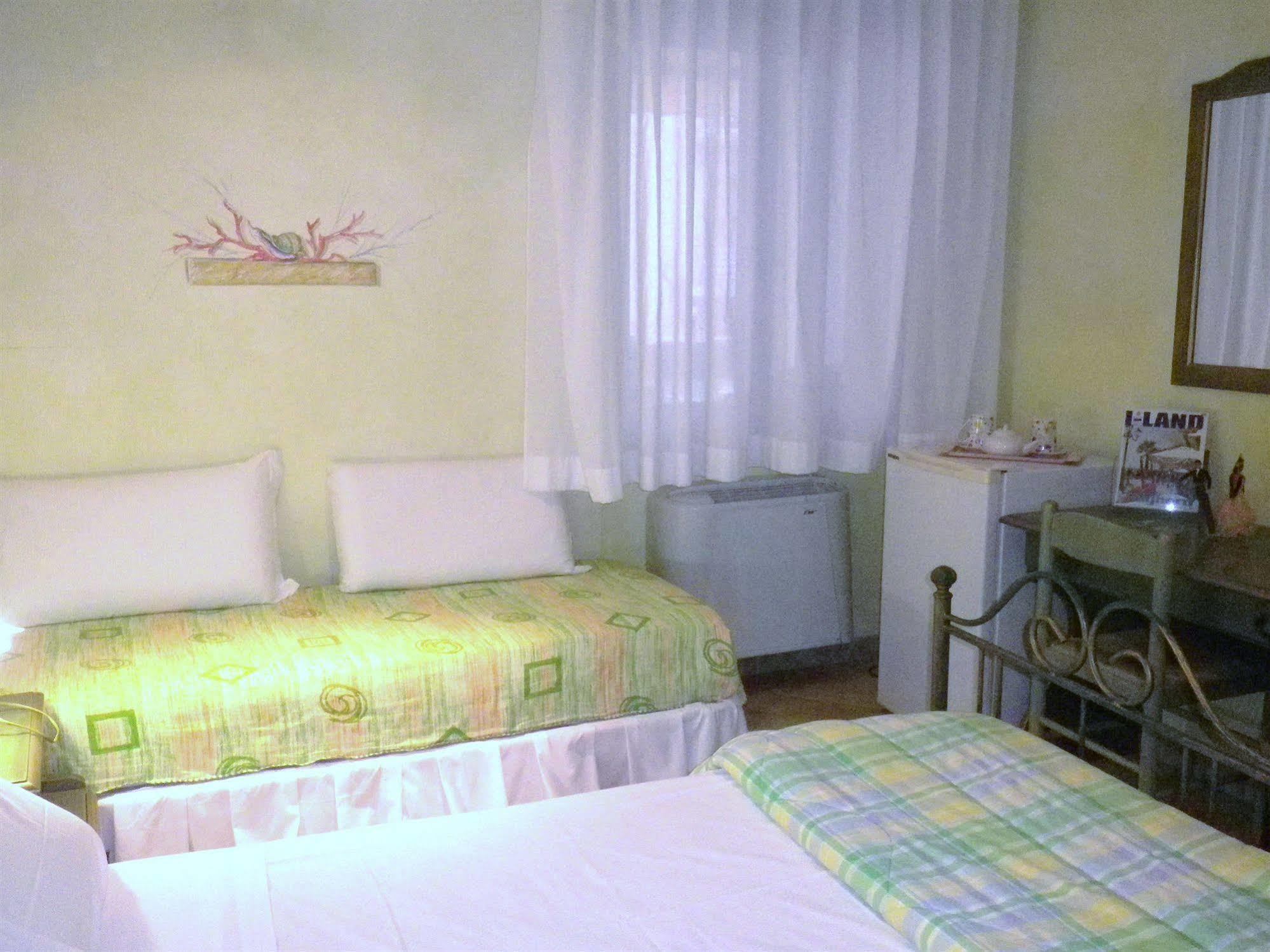 Elisart Guest House Альгеро Экстерьер фото