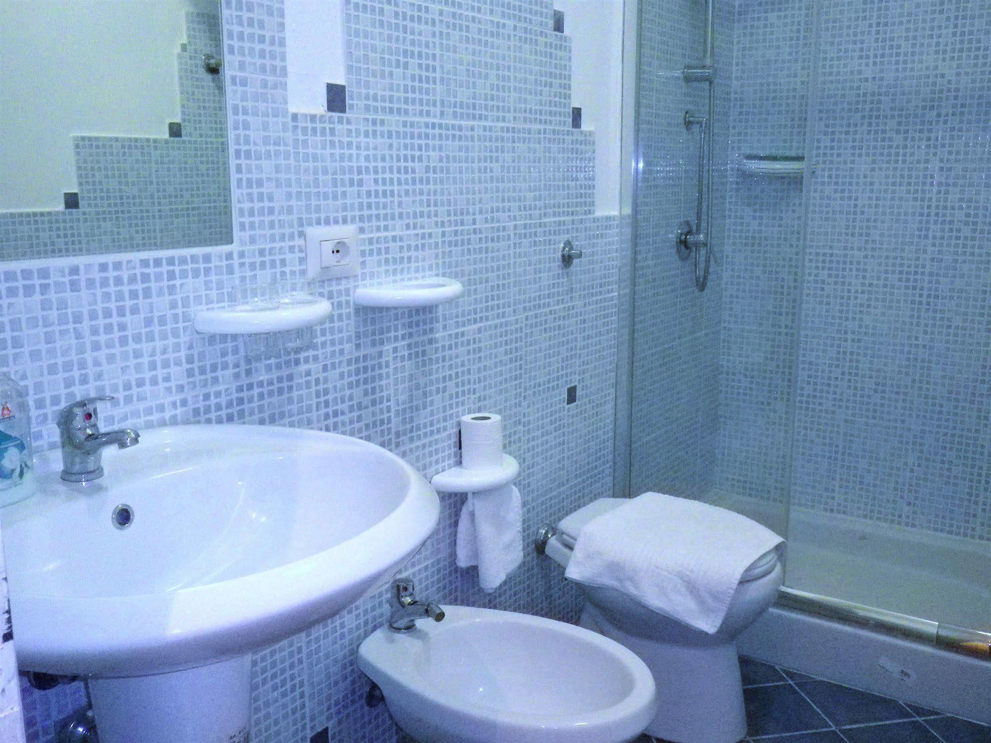 Elisart Guest House Альгеро Экстерьер фото